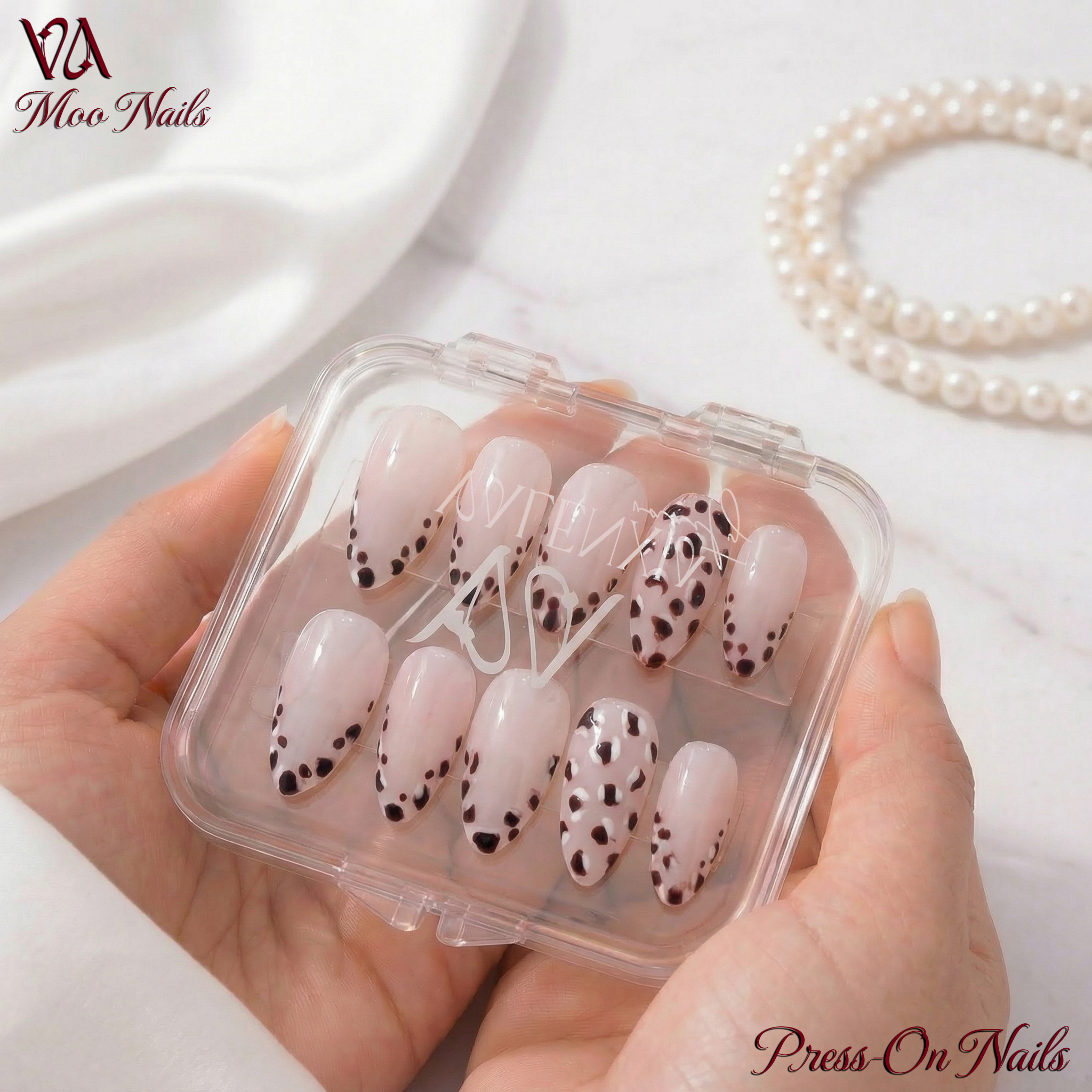 Moo Nails