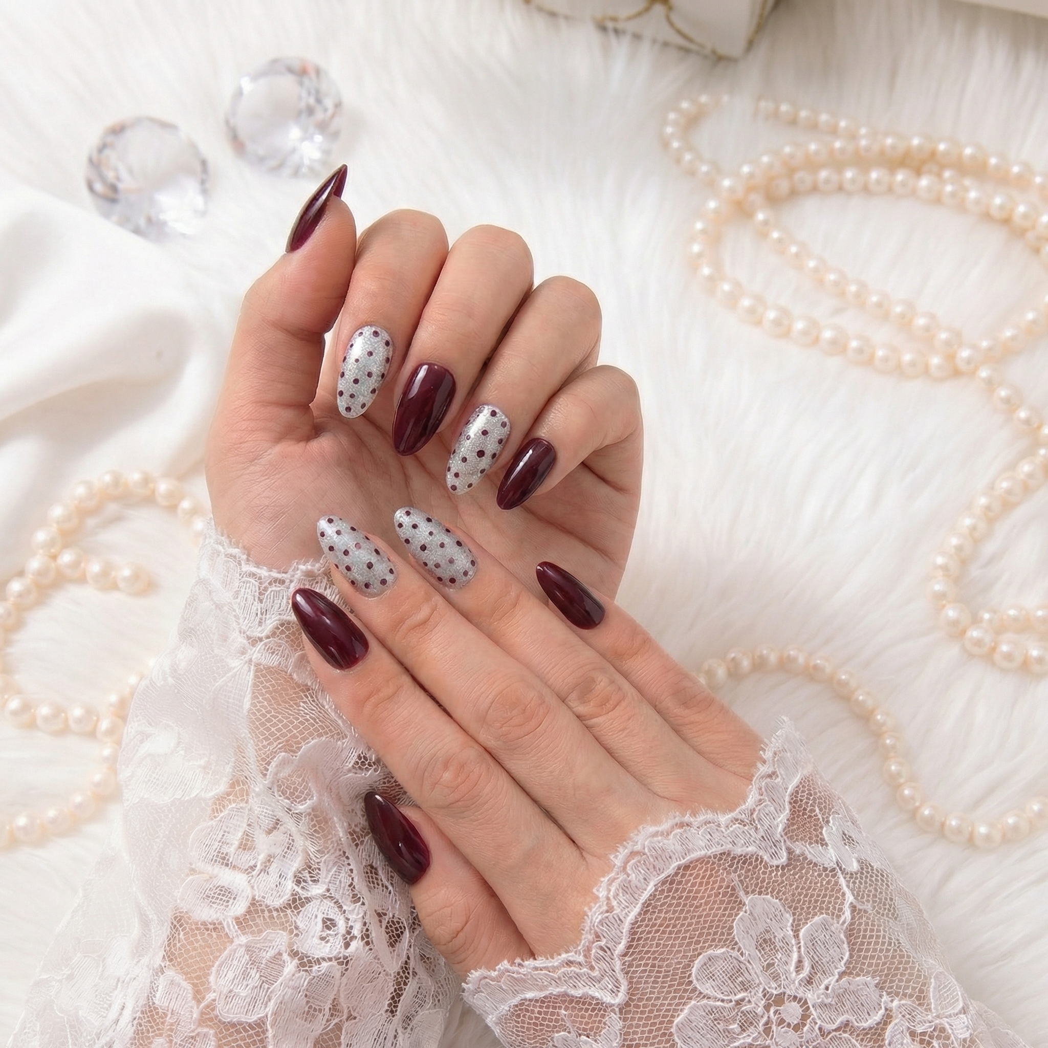 Royal Wine / Polka Dots